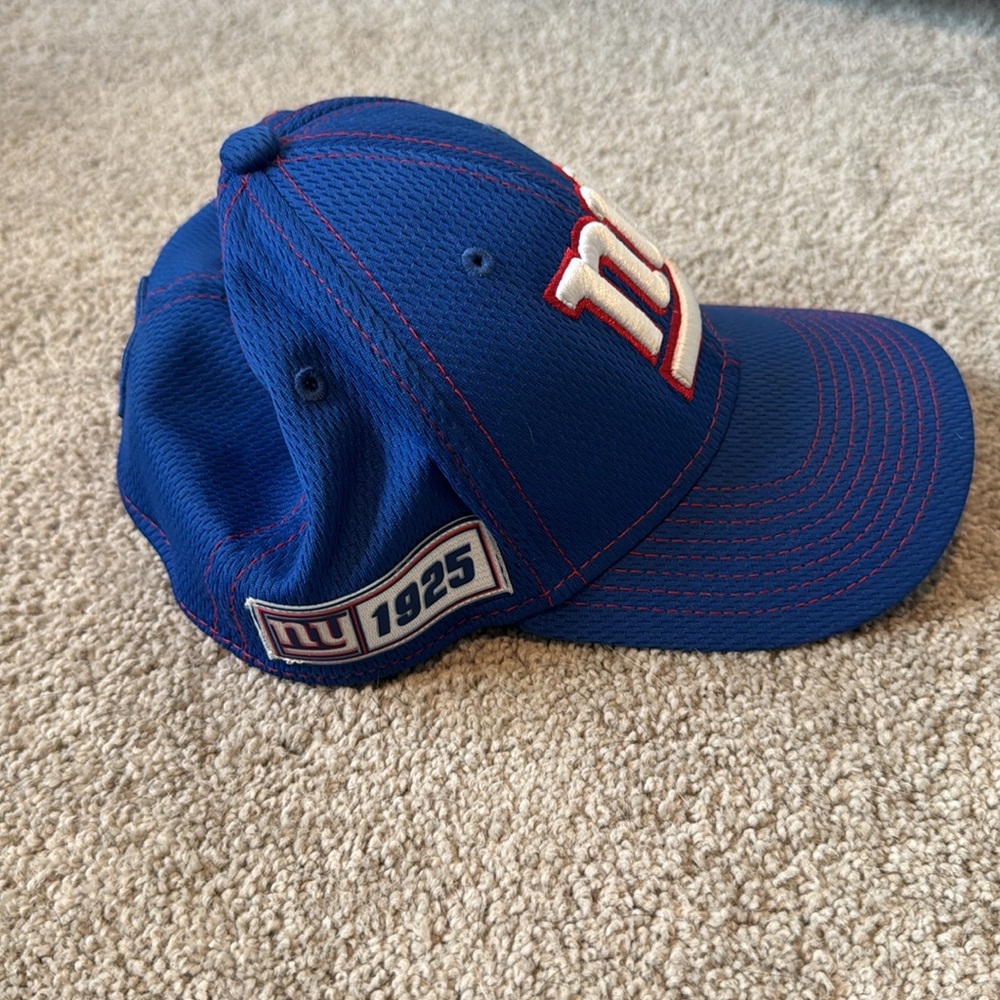New Era Giants hat. Youth. GUC. - Picture 3 of 4
